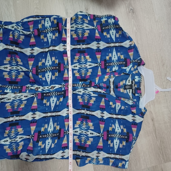 Sheer Top - Picture 6 of 7